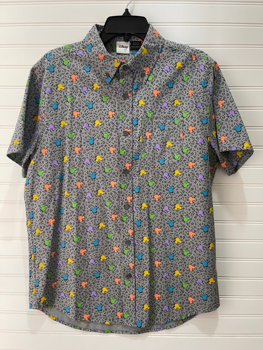 Vintage Disney Gray Short-Sleeve Button-Up Shirt with Multicolor Mickey Pattern